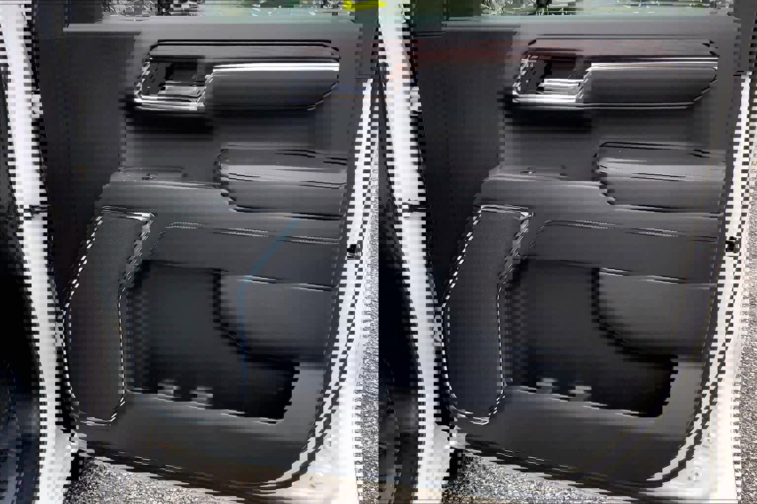 Used 2025 GMC Sierra 1500 SLT image 21