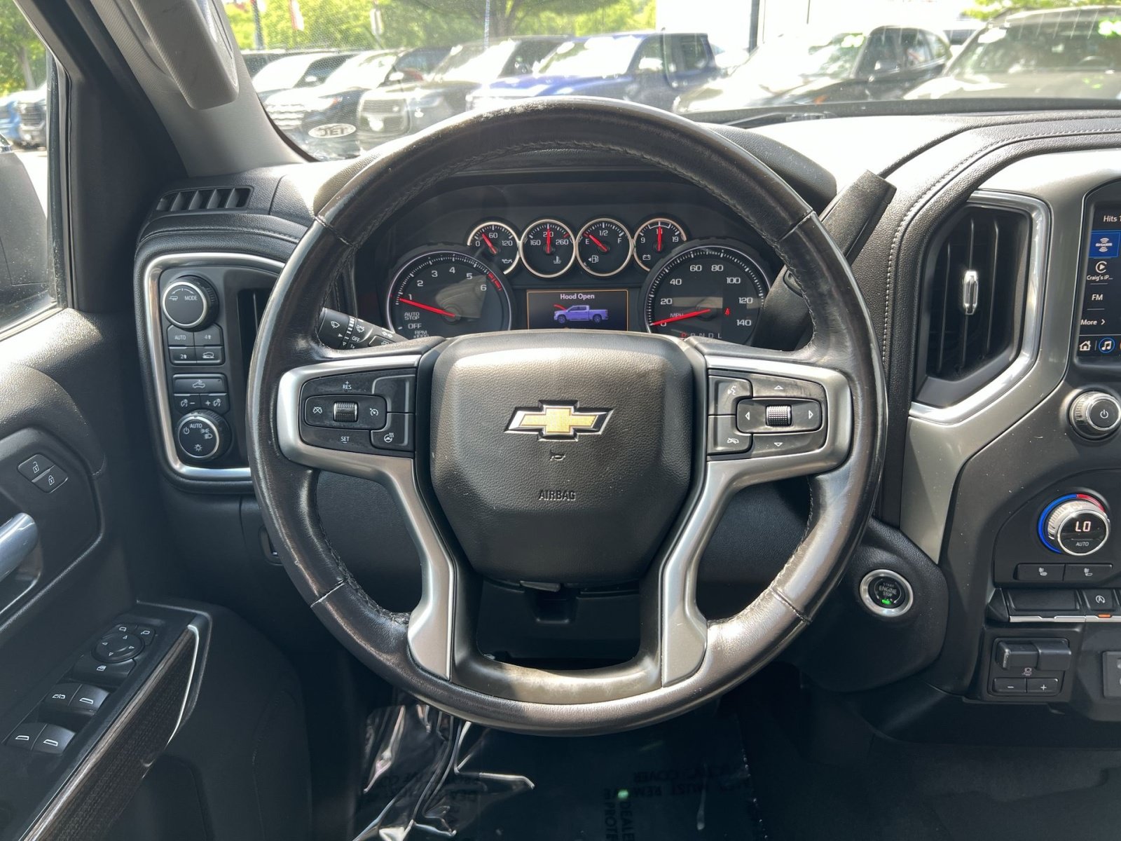 Used 2021 Chevrolet Silverado 1500 LT w/ Convenience Package II AWD/4WD image 16