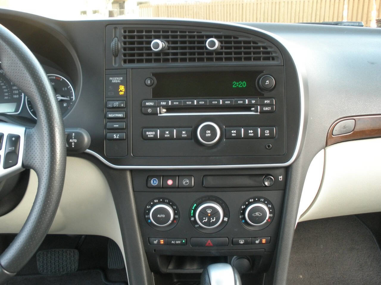 Used 2008 Saab 9-3 2.0T w/ Moonroof Package image 34