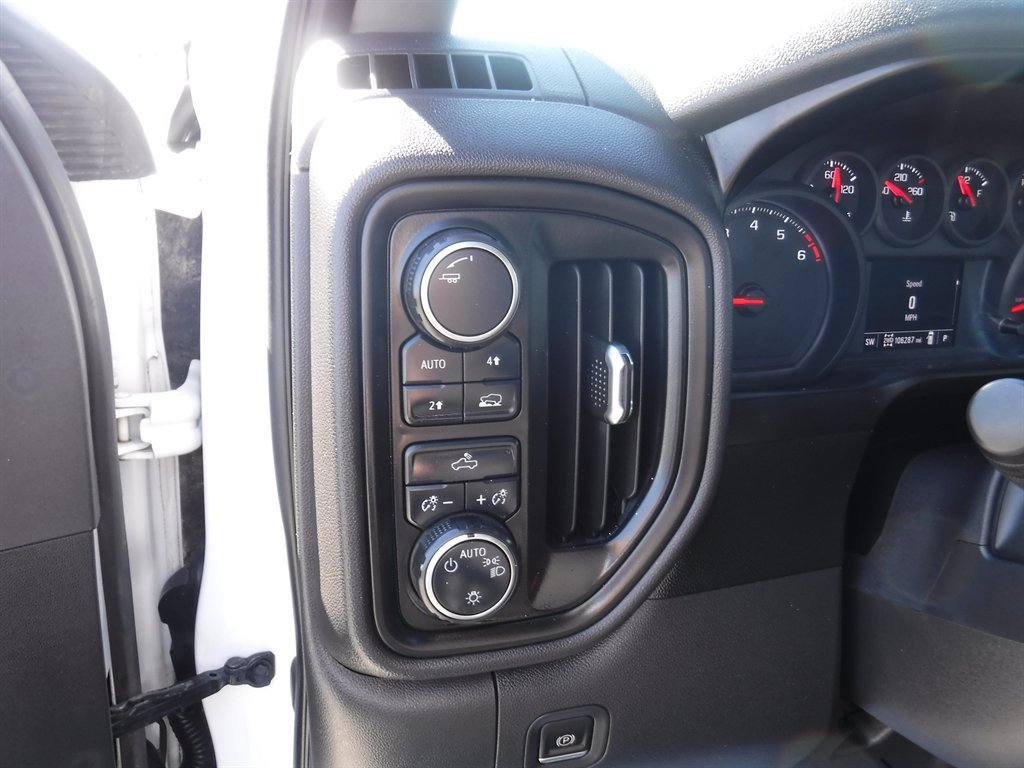 Used 2021 Chevrolet Silverado 1500 W/T w/ WT Value Package AWD/4WD image 13
