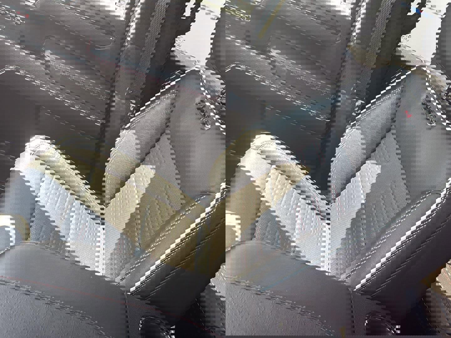 Used 2024 GMC Sierra 1500 AT4X image 27