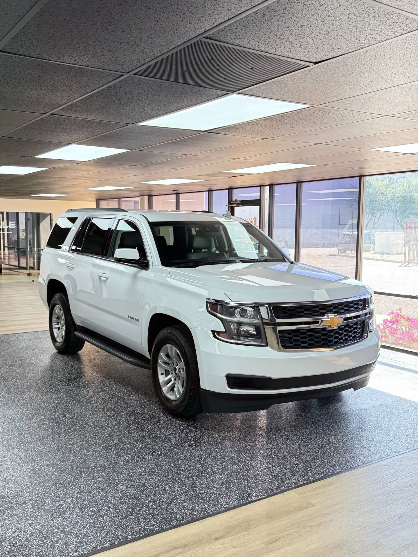 Used 2018 Chevrolet Tahoe LT image 6