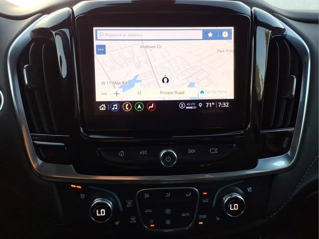 Used 2023 Chevrolet Traverse Premier w/ Redline Edition AWD/4WD image 19