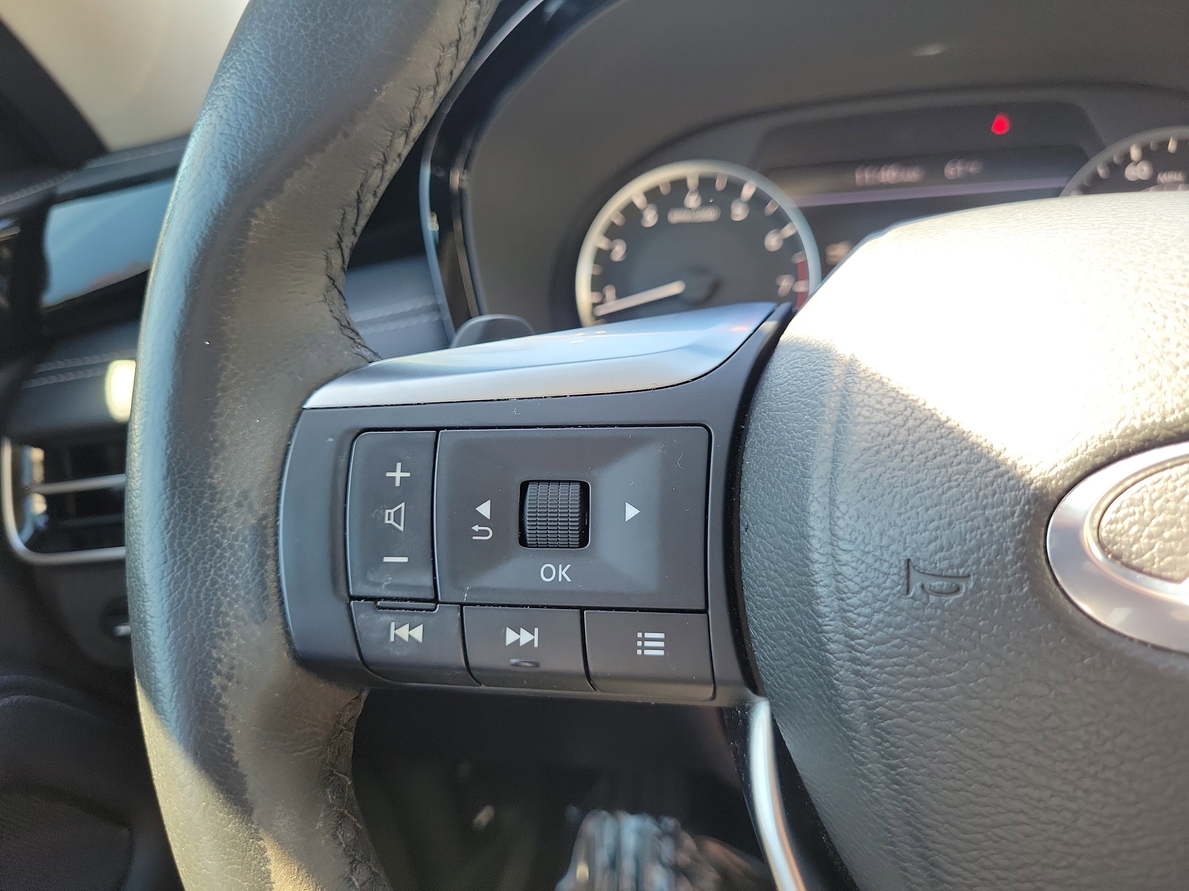 Used 2023 INFINITI QX60 Pure image 23