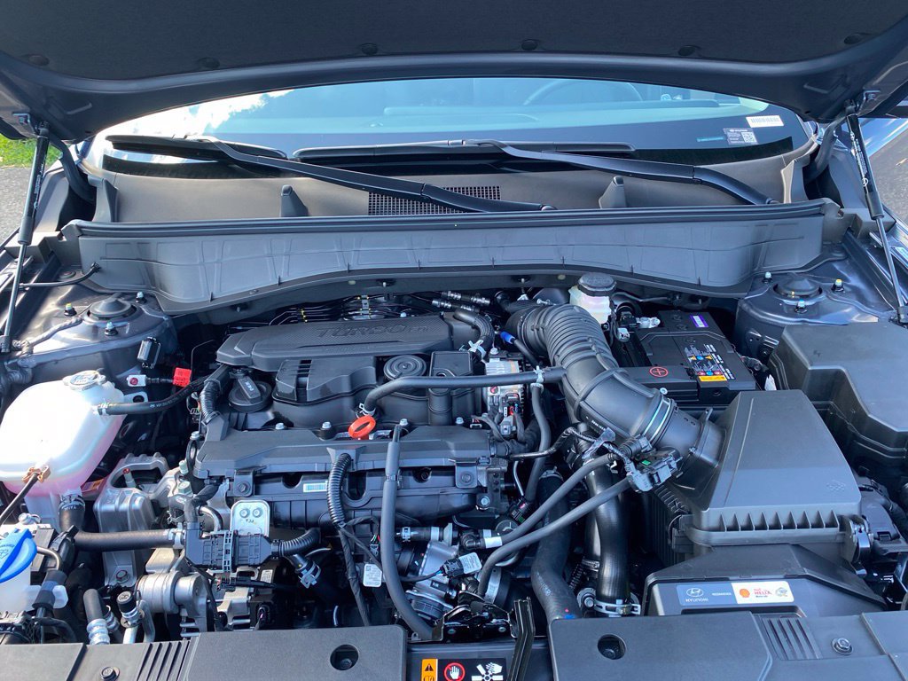 New 2027 Hyundai Kona Limited AWD/4WD image 14