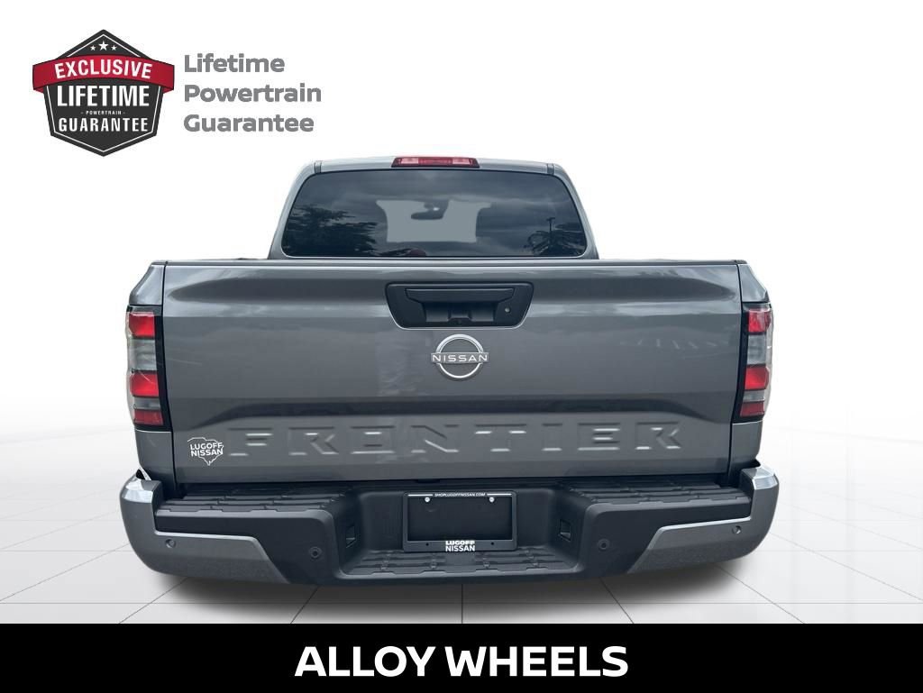 Certified 2025 Nissan Frontier SV RWD image 5
