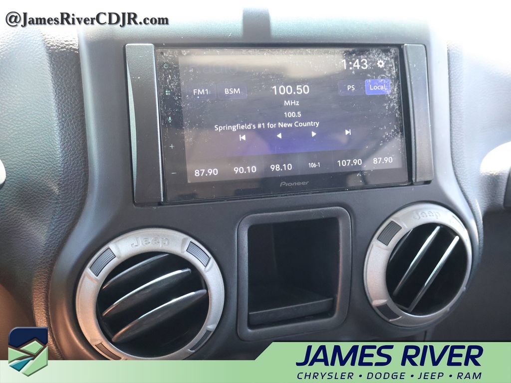 Used 2014 Jeep Wrangler Unlimited Sport AWD/4WD image 30