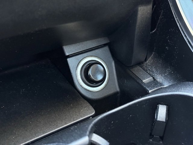 Used 2015 Mercedes-Benz C 300 4MATIC Sedan image 24