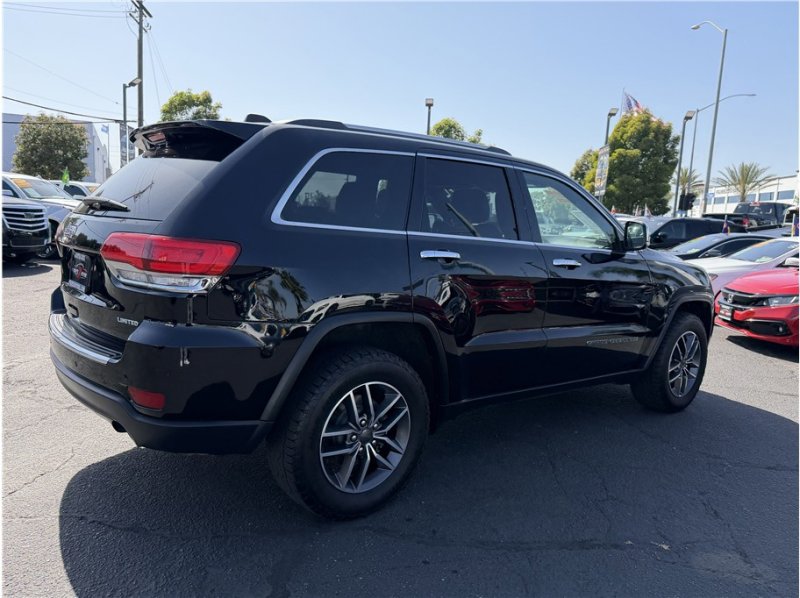Used 2019 Jeep Grand Cherokee Limited image 64