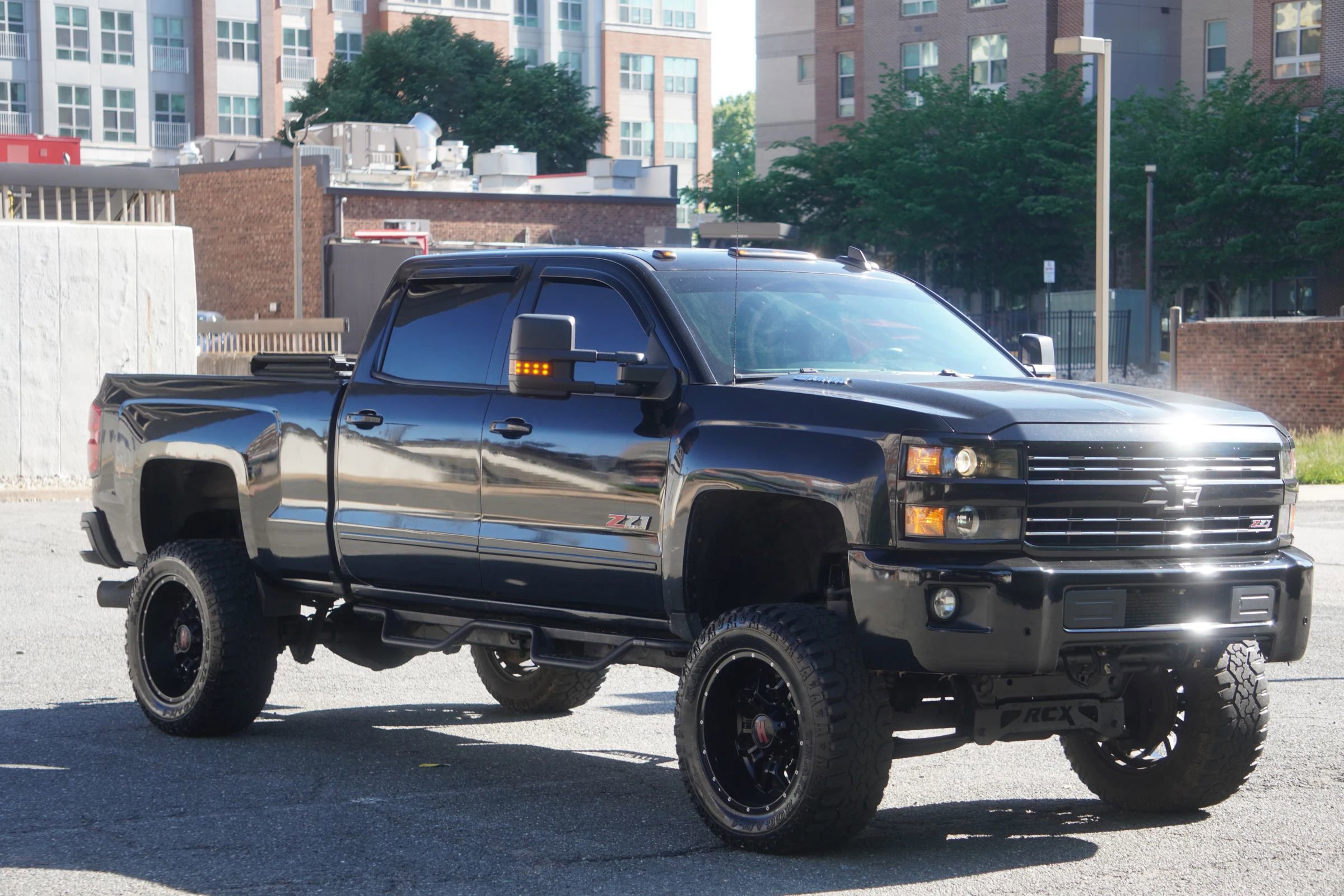 Used 2016 Chevrolet Silverado 2500 LT w/ Midnight Edition AWD/4WD image 6