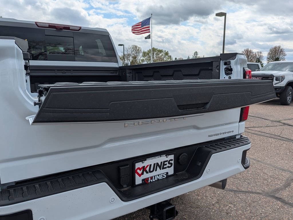 New 2026 GMC Sierra 3500 Denali w/ Denali Reserve Package AWD/4WD image 32
