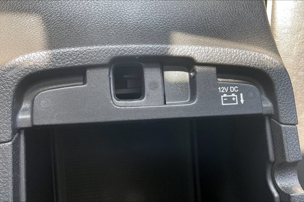 Used 2012 Jeep Grand Cherokee Overland AWD/4WD image 18
