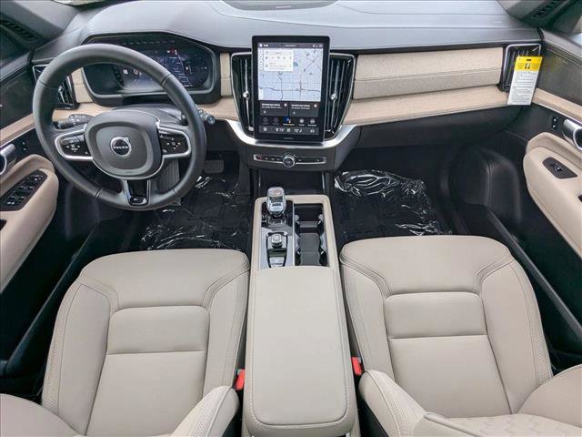 Certified 2026 Volvo XC90 T8 Plus w/ Protection Package Premier image 16