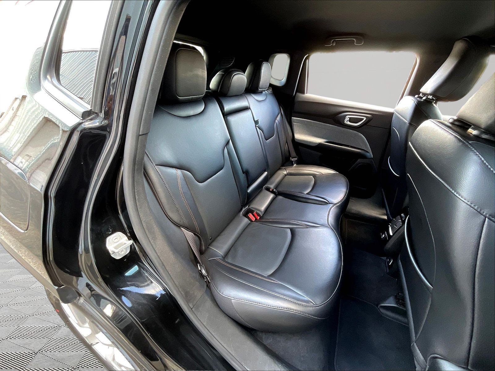Used 2023 Jeep Compass Latitude AWD/4WD image 24