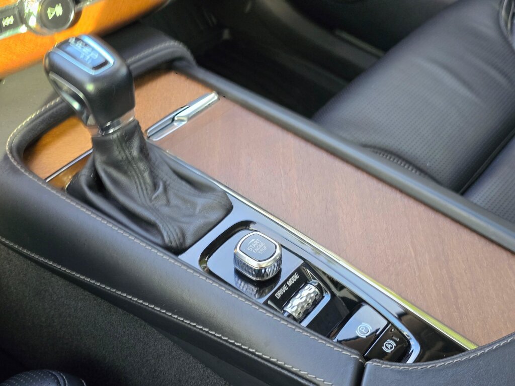 Used 2018 Volvo XC90 T6 Inscription w/ Convenience Package AWD/4WD image 29