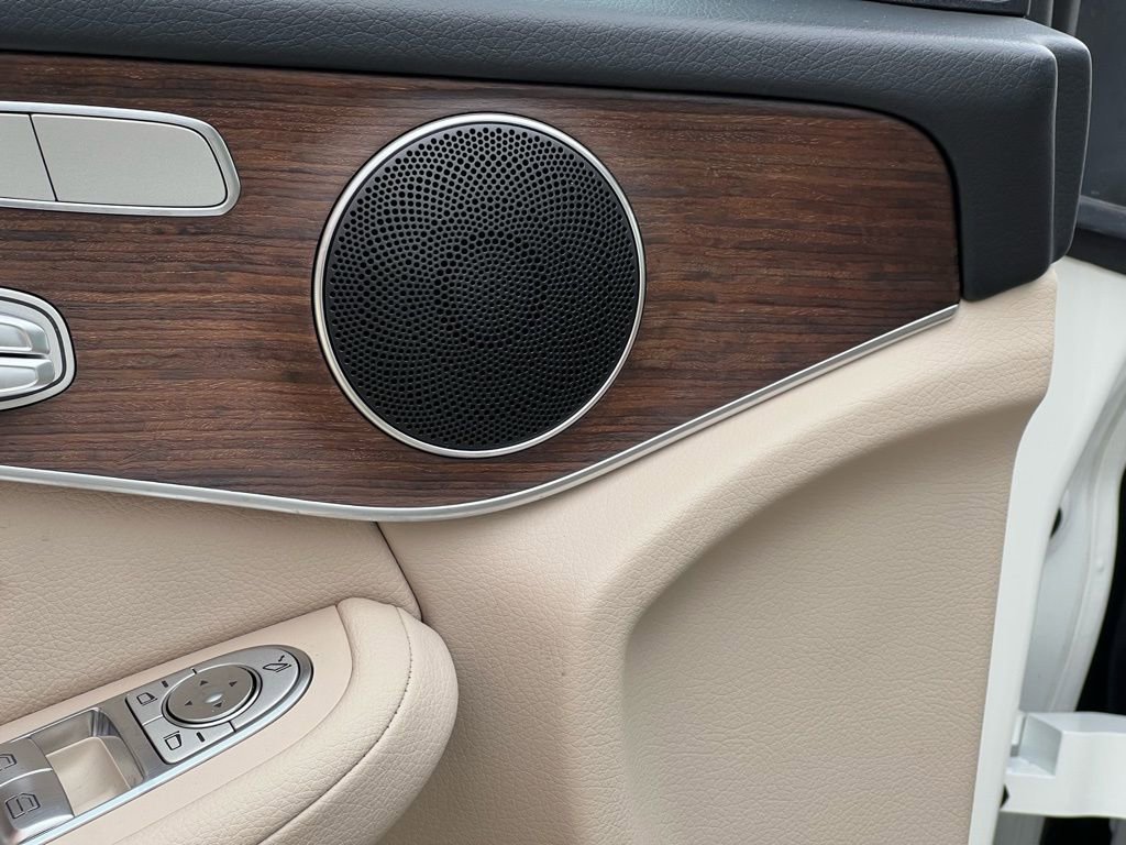 Certified 2022 Mercedes-Benz GLC 300 4MATIC image 39