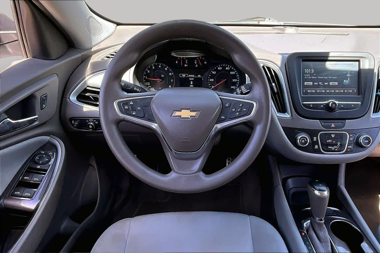 Used 2016 Chevrolet Malibu LS FWD image 6
