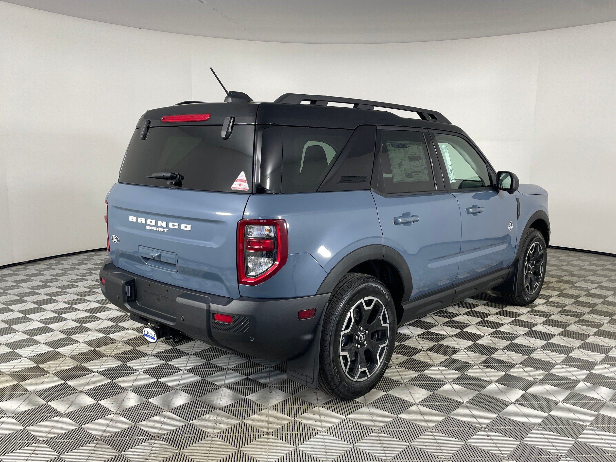 New 2026 Ford Bronco Sport Outer Banks w/ Outer Banks Tech Package+ AWD/4WD image 21