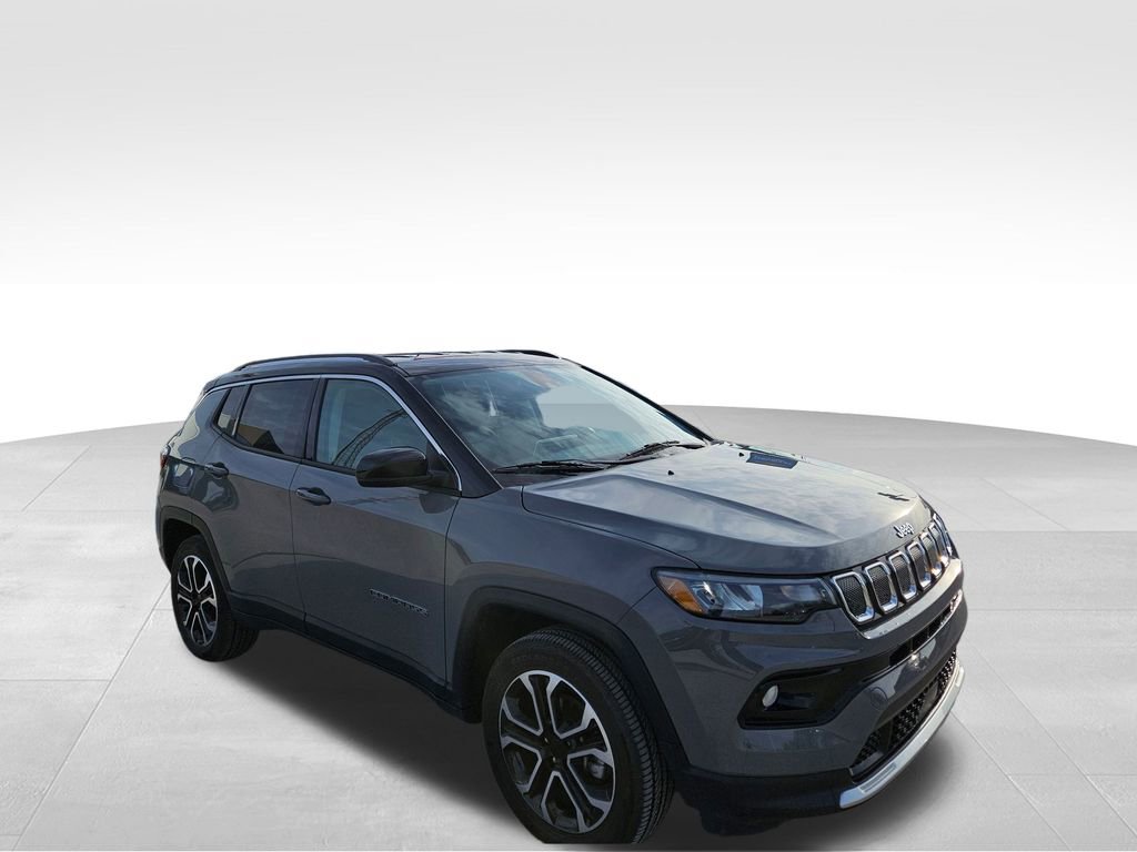 Used 2022 Jeep Compass Limited image 4