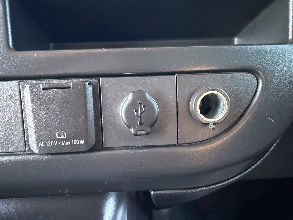 Used 2017 Chevrolet Express 3500 LT w/ LT Preferred Equipment Group RWD image 9