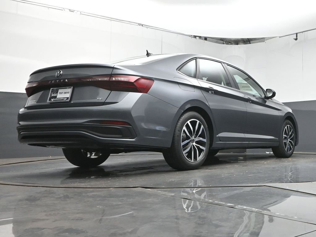 New 2026 Volkswagen Jetta SE FWD image 35