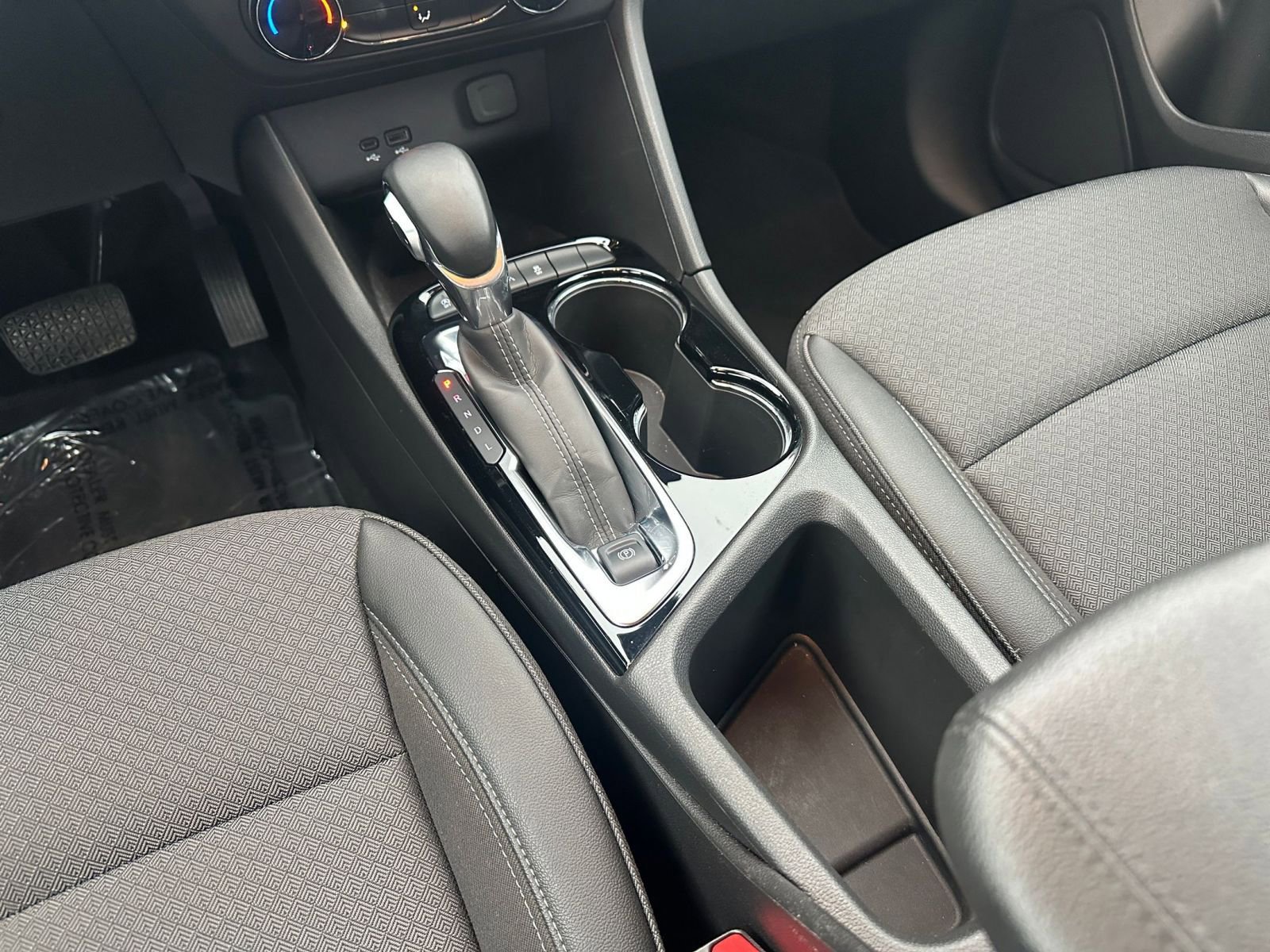 Used 2025 Buick Encore GX Preferred image 39