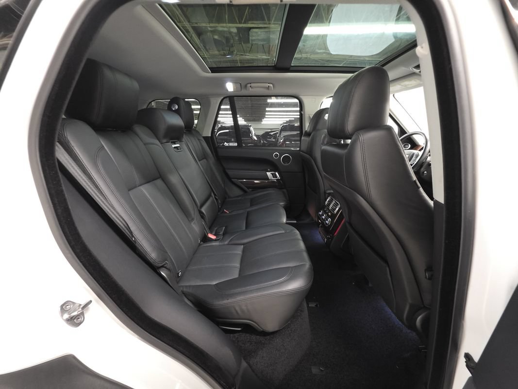 Used 2016 Land Rover Range Rover Supercharged AWD/4WD image 21