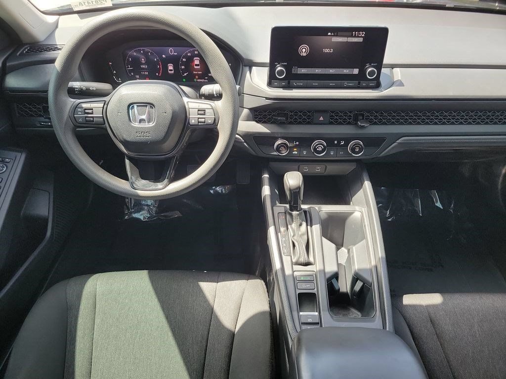 Used 2023 Honda Accord LX image 28