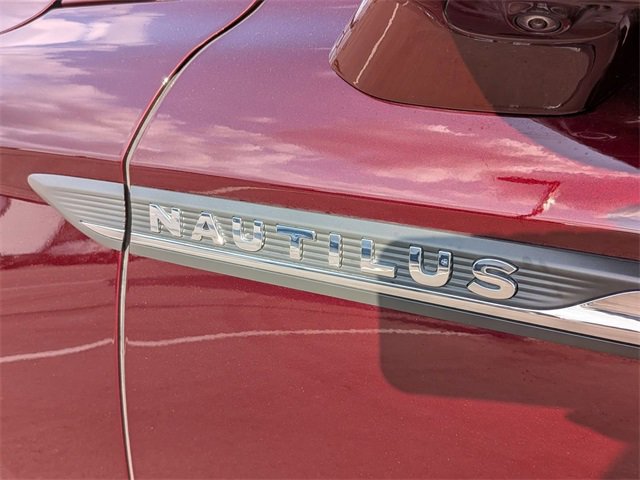 Certified 2022 Lincoln Nautilus Reserve w/ Equipment Group 201A image 10