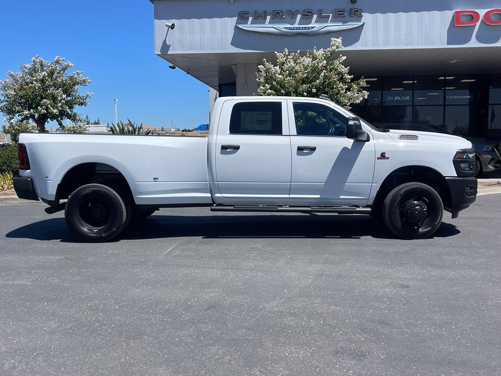 New 2026 RAM 3500 Tradesman AWD/4WD image 3