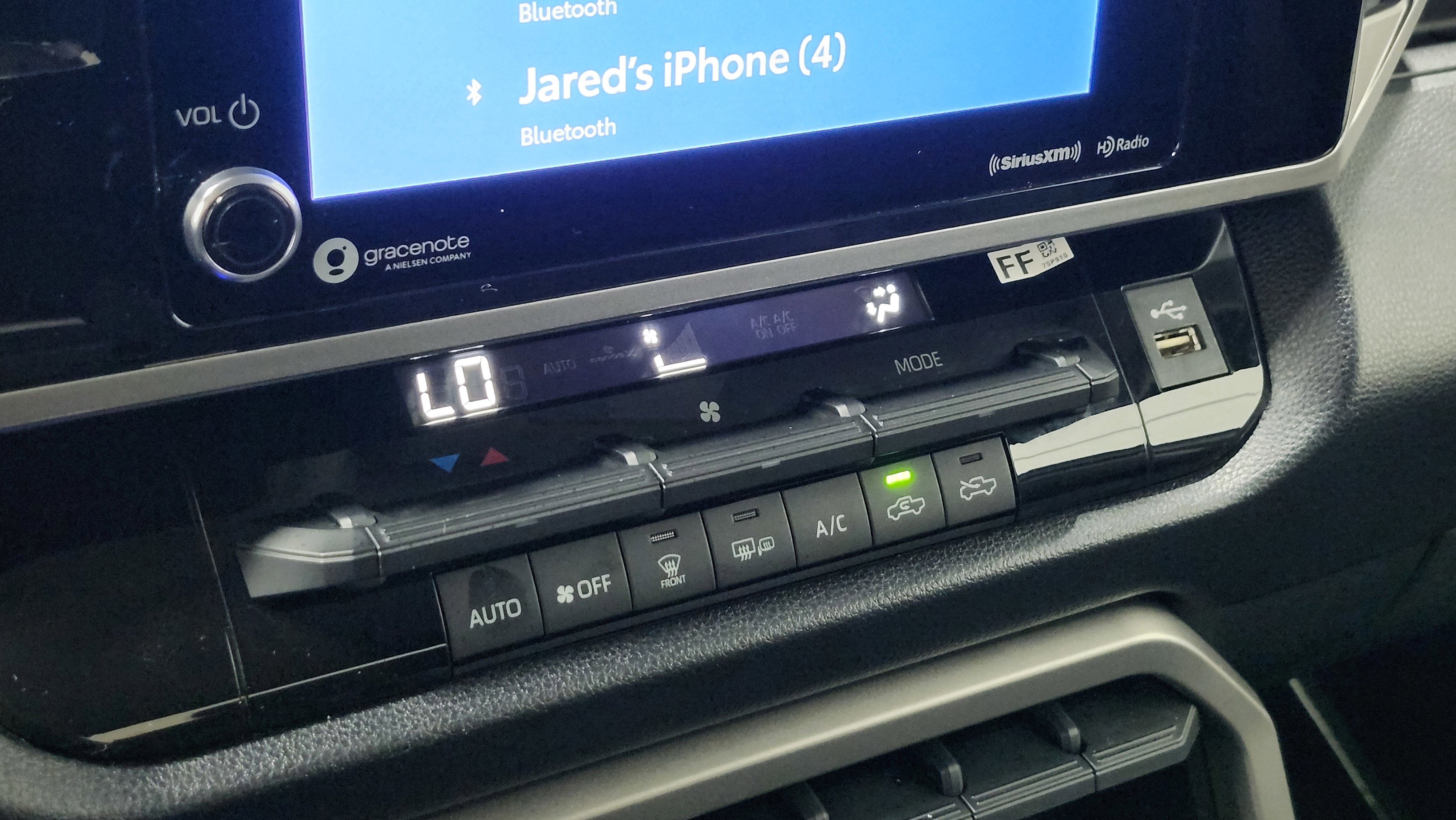 Used 2022 Toyota Tundra SR5 w/ SR5 Convenience Package image 25