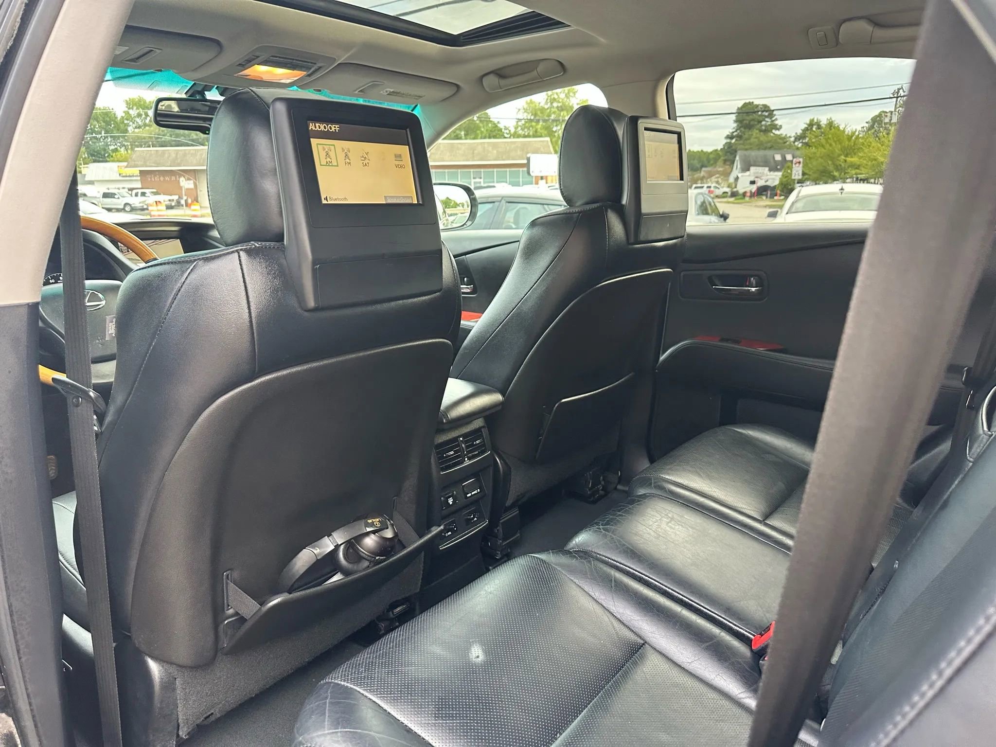 Used 2010 Lexus RX 350 AWD image 17