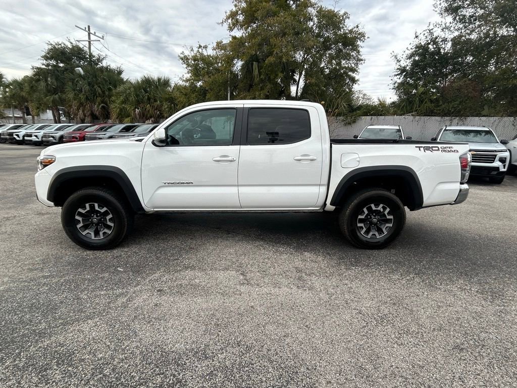 Used 2023 Toyota Tacoma TRD Off-Road image 4