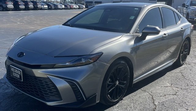 Used 2025 Toyota Camry XSE image 4