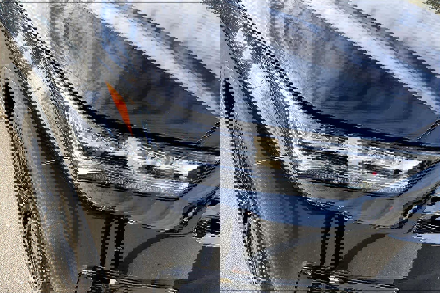 Used 2025 Acura MDX A-Spec image 30