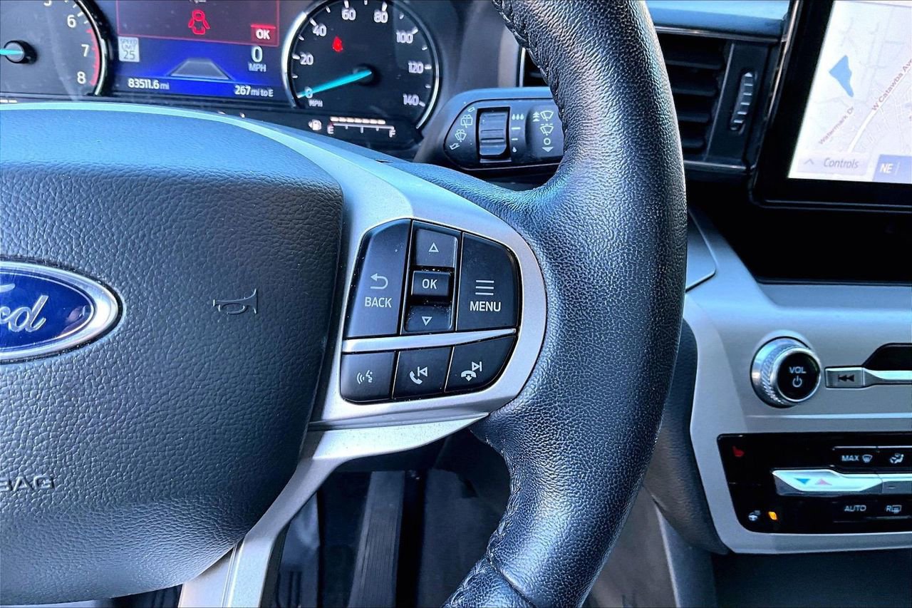 Used 2022 Ford Explorer XLT w/ Equipment Group 202A image 31