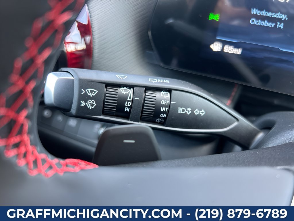 New 2027 Chevrolet Equinox RS FWD image 18