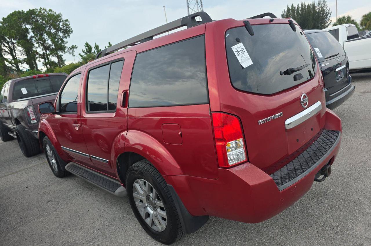 Used 2009 Nissan Pathfinder LE AWD/4WD image 6
