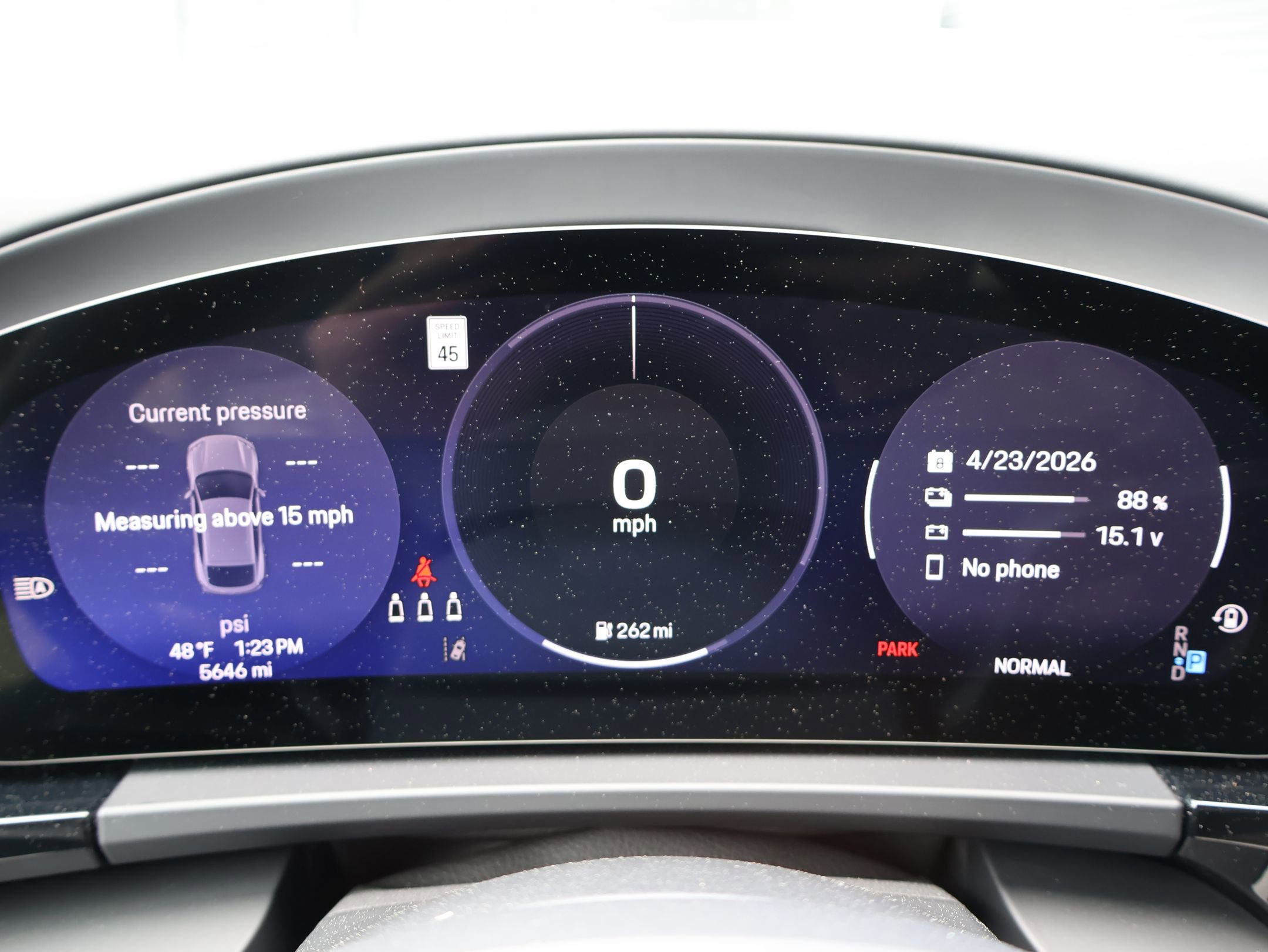 Certified 2025 Porsche Macan 4 Electric AWD/4WD image 17