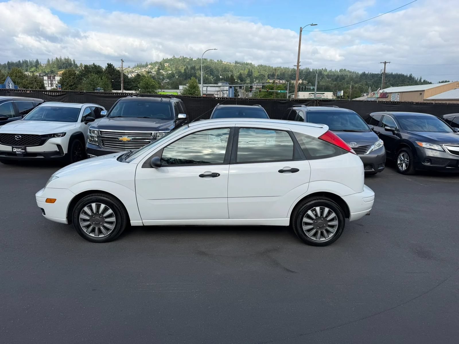Used 2007 Ford Focus S FWD image 8