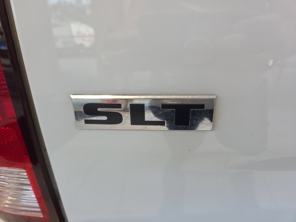 Used 2023 RAM 1500 Classic SLT w/ Electronics Group AWD/4WD image 13