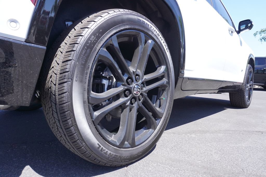 New 2026 Buick Enclave Sport Touring w/ Super Cruise Package AWD/4WD image 6