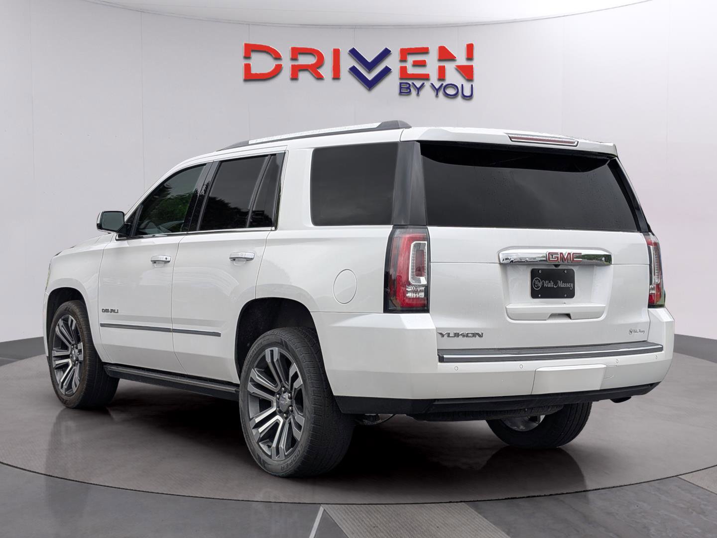 Used 2019 GMC Yukon Denali w/ Denali Ultimate Package AWD/4WD image 3