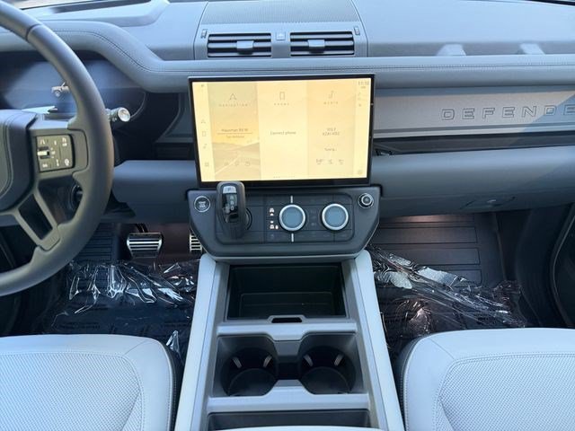 New 2026 Land Rover Defender 110 X AWD/4WD image 15