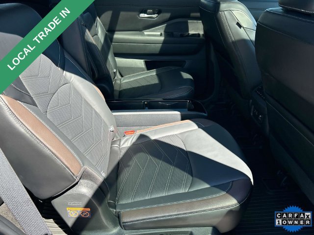 Used 2024 Nissan Pathfinder Platinum AWD/4WD image 23