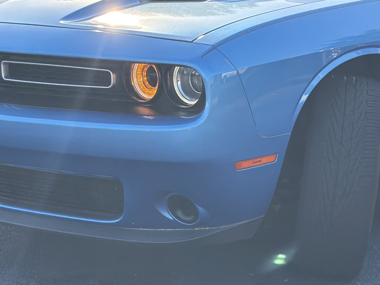 Used 2019 Dodge Challenger SXT image 8