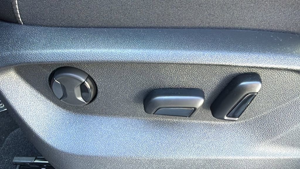 New 2026 Volkswagen Atlas SE FWD image 26