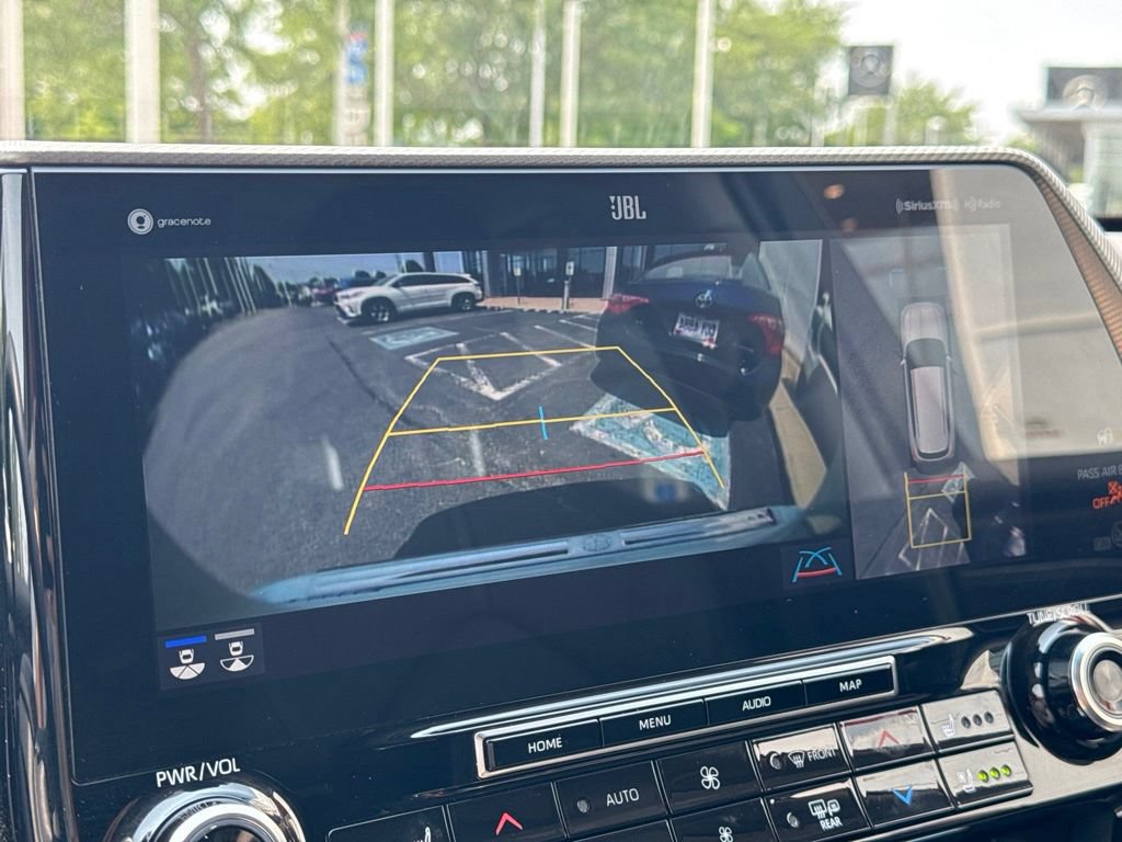 Certified 2020 Toyota Highlander Platinum AWD/4WD image 45