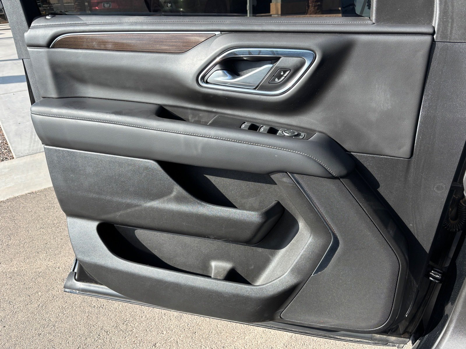 Used 2021 GMC Yukon SLE AWD/4WD image 11