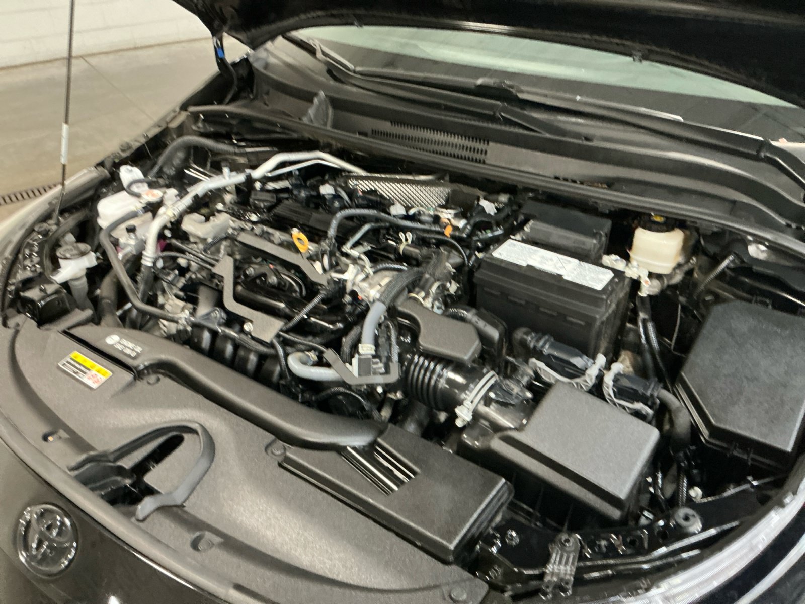 Used 2026 Toyota Corolla SE w/ SE Package FWD image 22